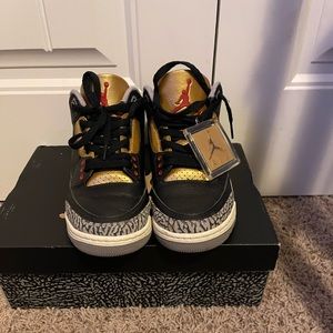 Air Jordan 3 Retro Black and Golds 8.5
